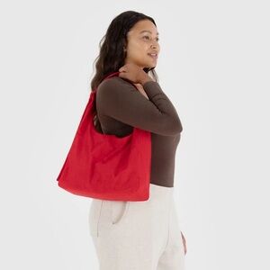 BAGGU Large Nylon Shoulder Bag